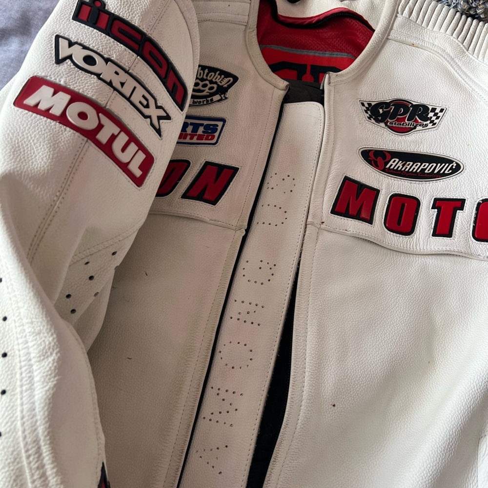 ICON Performance Jacket White Red